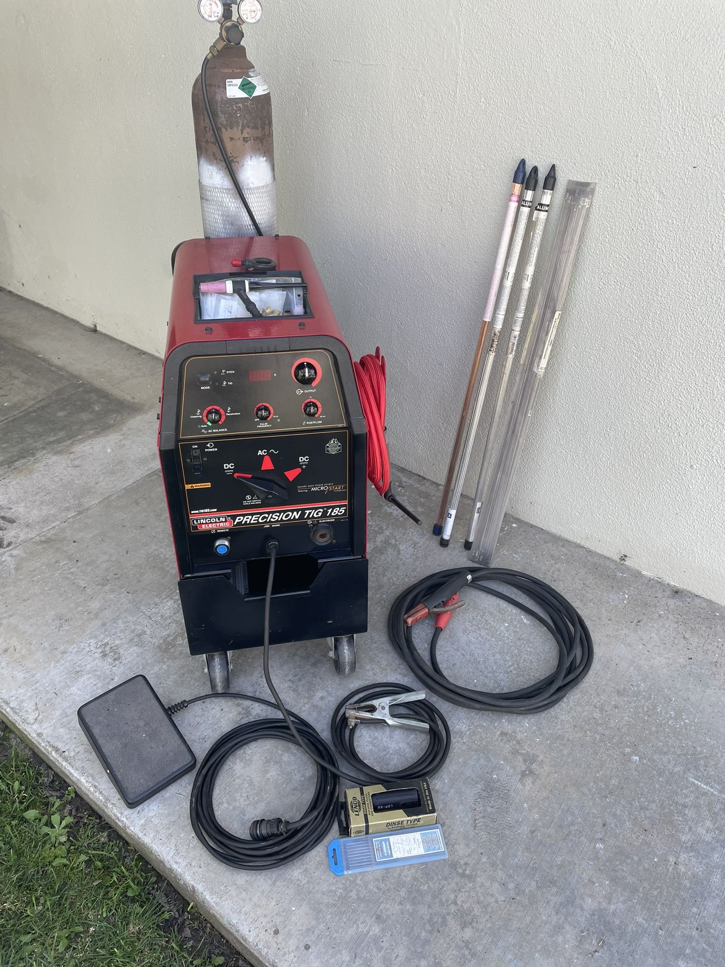 Lincoln Electric Precision TIG 185 Welder