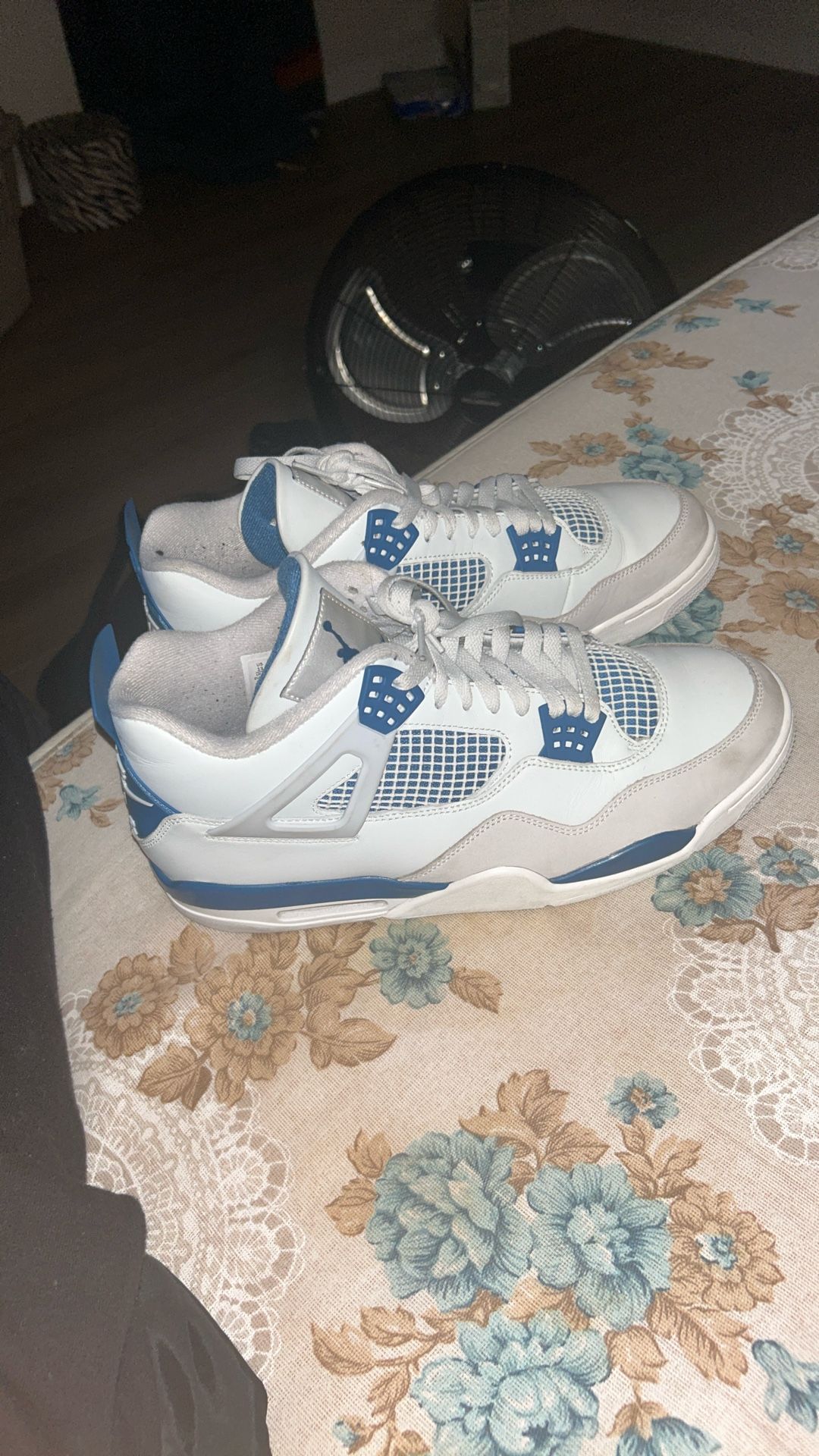 Jordan 4 Military Blue