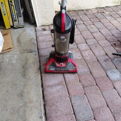 Dirt Devil Vacuum