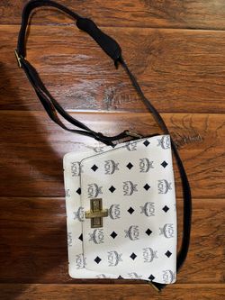 ($400 PICKUP)MCM Cross-Body Bag