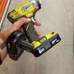 P236A Ryobi Drill Power Driver - 2 Batteries + Charger