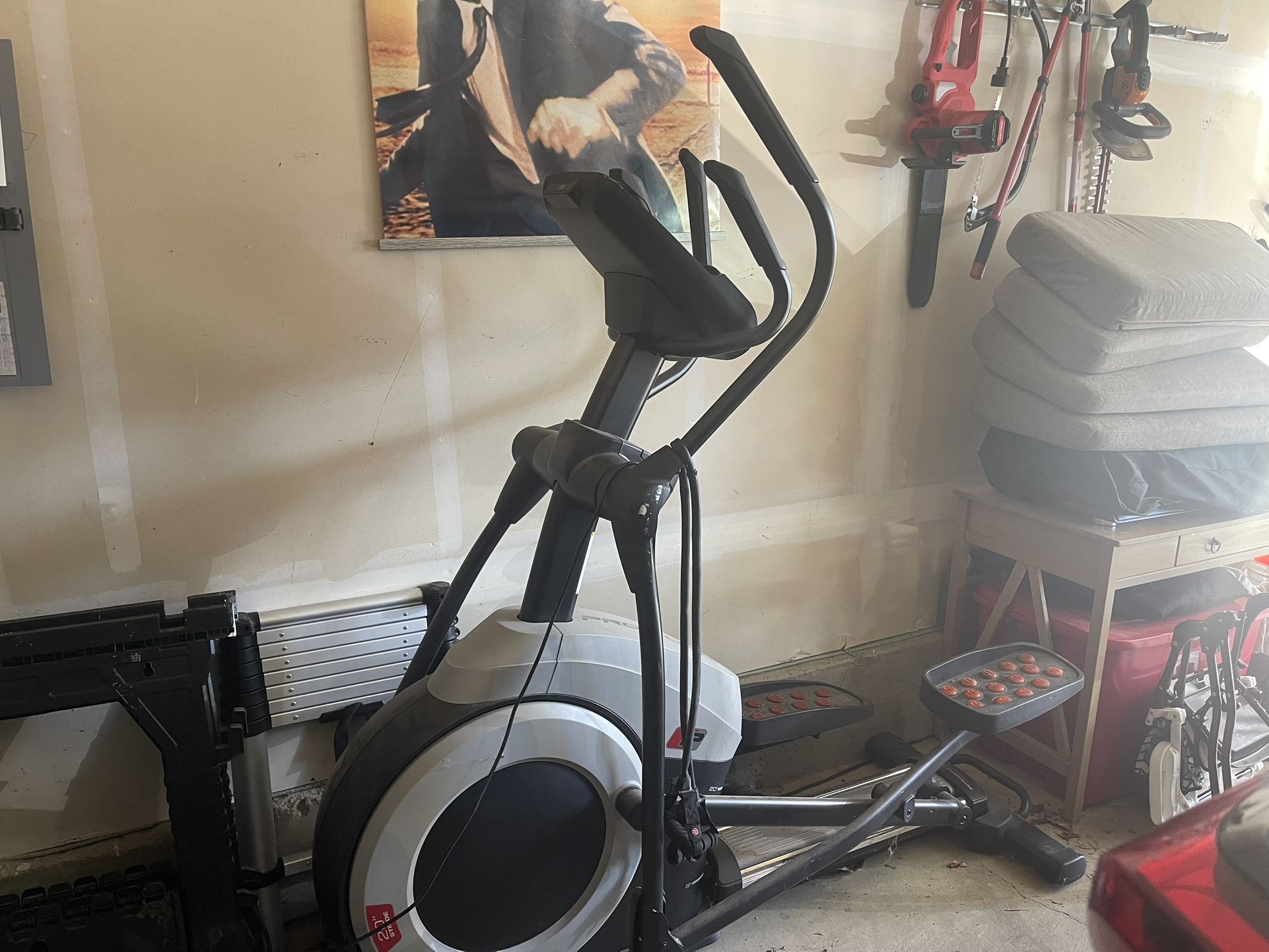 Proform Carbon Elliptical
