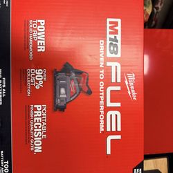 Milwaukee M18 Track Saw