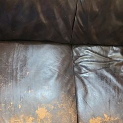 Genuine Leather Sofa - High Quality & Super Comfy