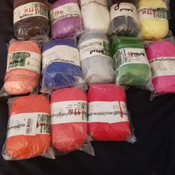 BRAND NEW SOFT VERY FINE WEAVING LOOM THREAD ALL DIFFERENT COLORS 13  OF THEM  " I HAVE ANOTHER  SET SOLD SEPARATELY 