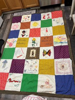 Vintage handmade quilt