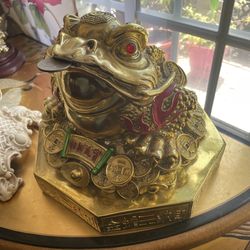Chinese Feng Shui Money Frog
