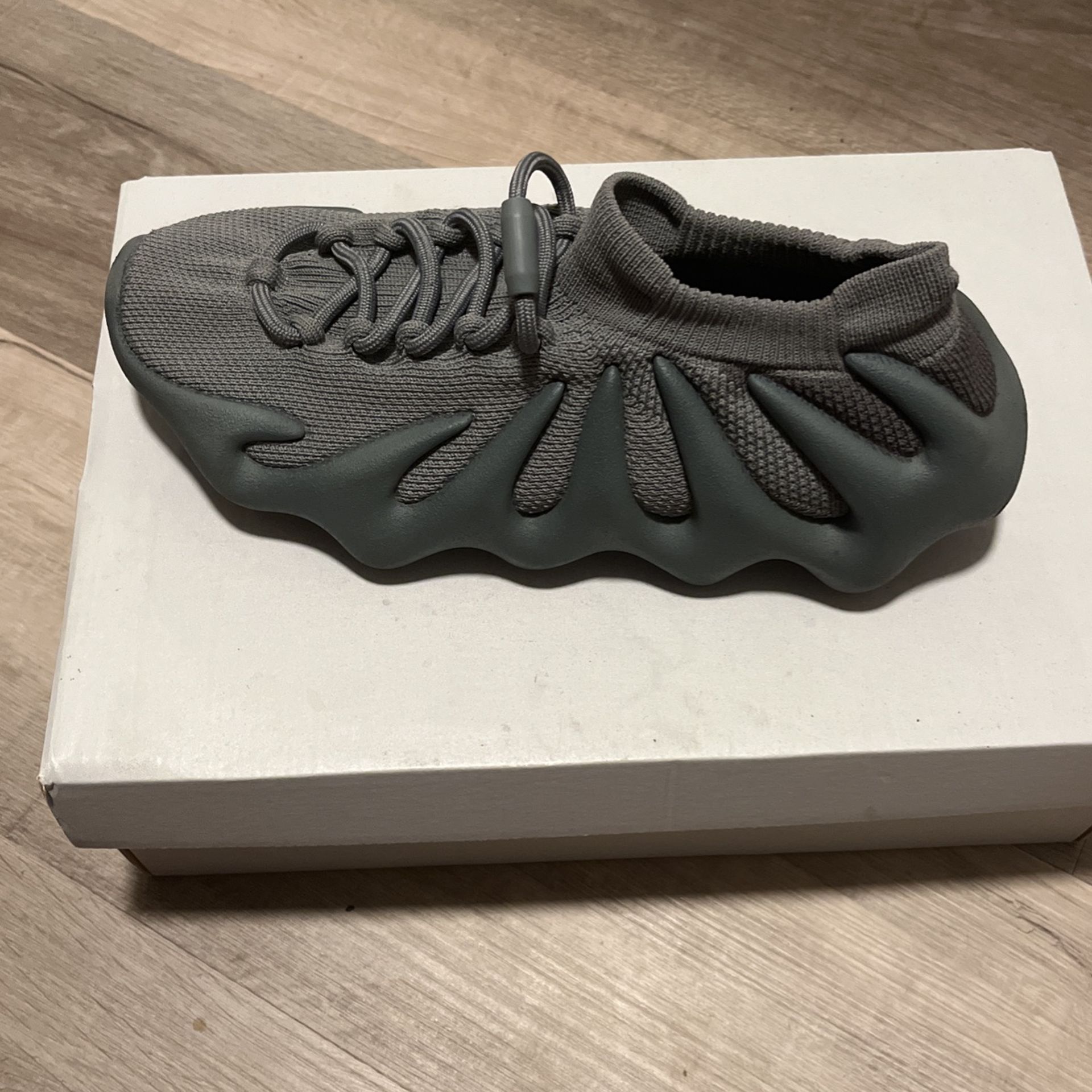 YEEZY 450’s