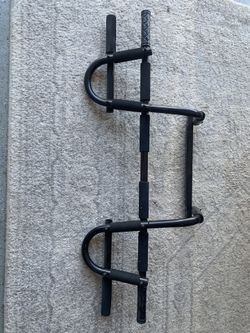 Pull up bar
