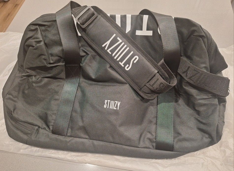 Stizzy Limited Edition Smell Proof Duffle Bag Brand New