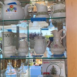 Belleek Originals From Ireland, 1950s
