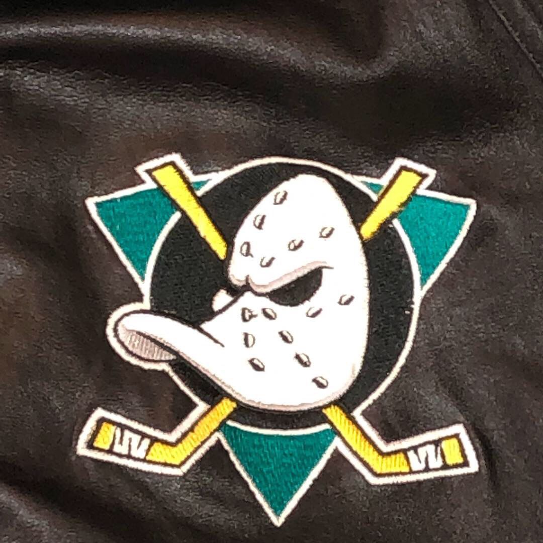 Vintage Anaheim Mighty Ducks leather jacket for Sale in Ventura
