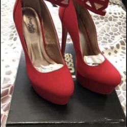 NEW IN BOX RED HEELS SIZE 7