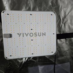 (2) Vivosun 2 x 2 LED Grow Panel 100w