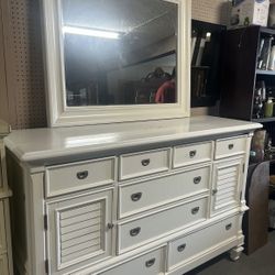 White Dresser With Mirror 