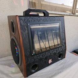 Vintage Iphoenix Bluetooth Internet Radio Speaker