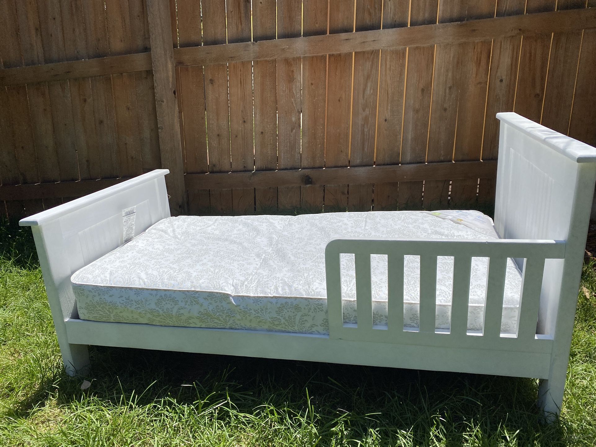 Toddler Bed 