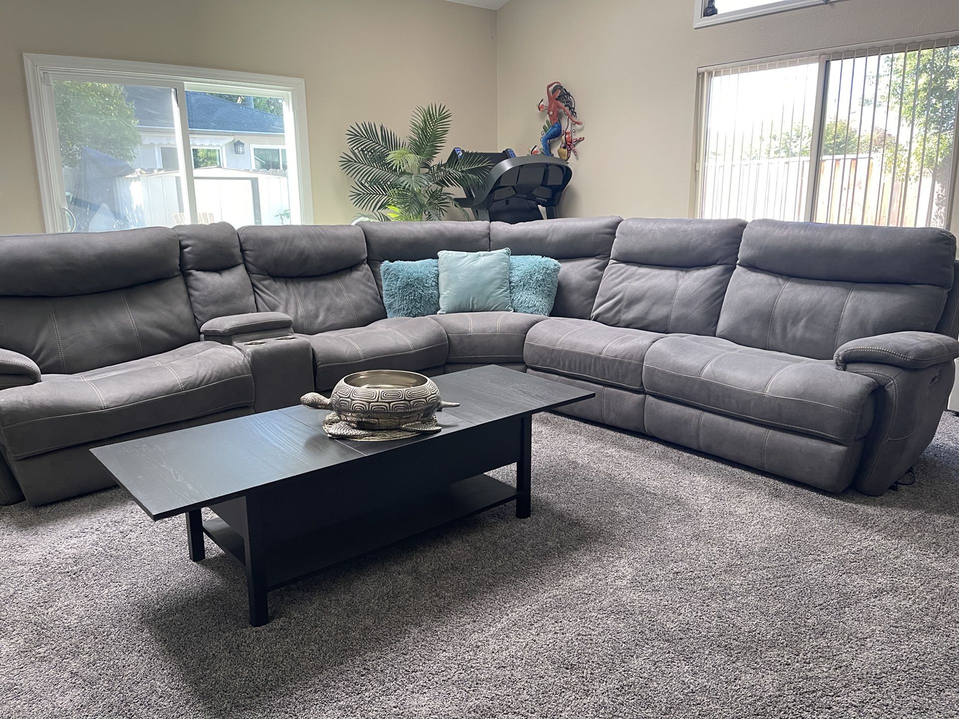 Denali II Charcoal 6 Piece 138" Reclining Sectional With 2 Power Headrests & Usb