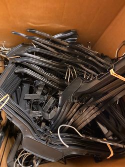 Black heavy weight plastic hangers