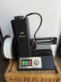 3D Printer With Filament