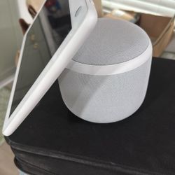 Amazon Echo Show 10 Smart Display Speaker 