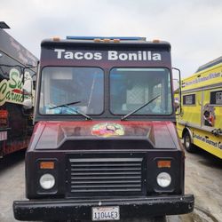 Food Truck For Sale 