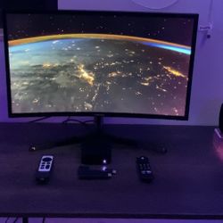 Apple TV 4K 32GB WIFI + FireTV Stick + Monitor + Accessories