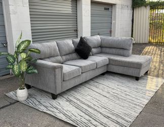 Gray 2-Piece Sectional Sofa | Free Delivery Dallas | Cleaned & Sanitized | Ready to Go 🛻