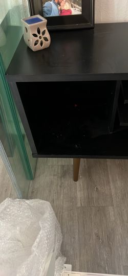 Entertainment stand