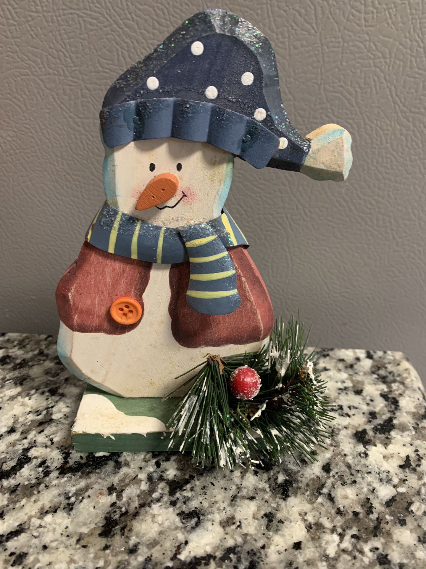 WOODEN CHRISTMAS SNOWMAN FIGURE