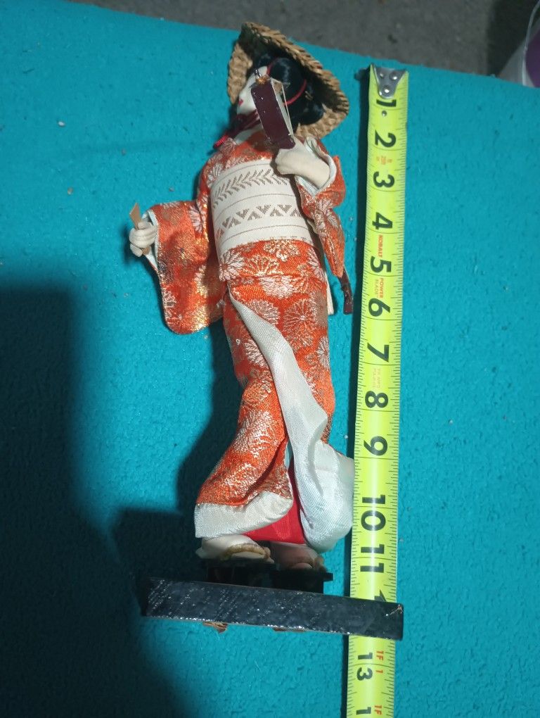 Japanese Giesha Doll