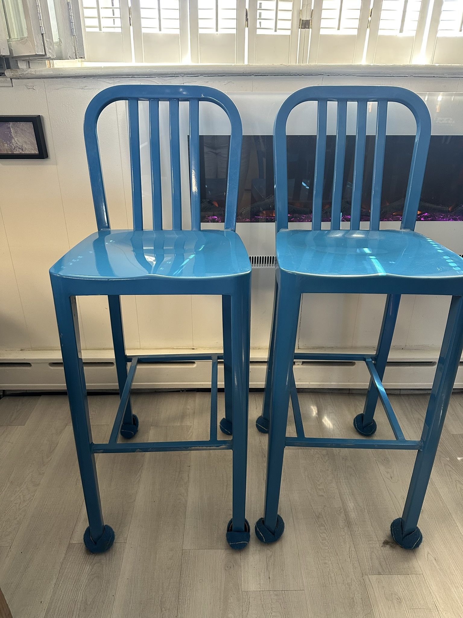 Blue Bar Height Chais