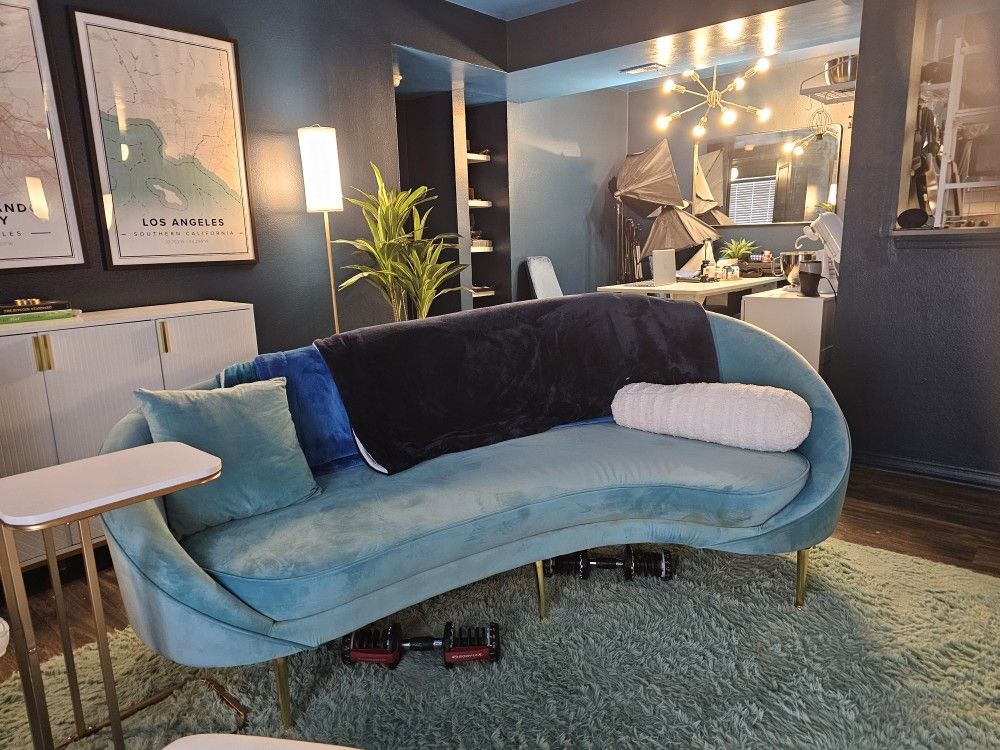 Curved Aqua Couch/Sofa