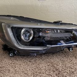 Factory OEM 2018-2019 Subaru Outback & Legacy Right Passenger Side Headlight 