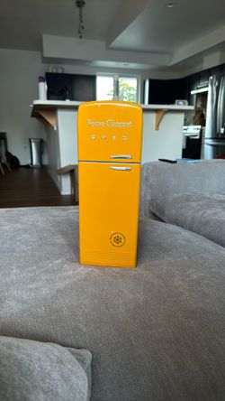 RARE - Veuve Clicquot SMEG Bottle cooler