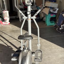 Elliptical Excercise Machine