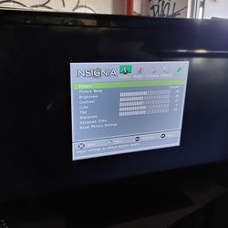32inch Insignia LCD