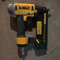Dewalt Brad Miller