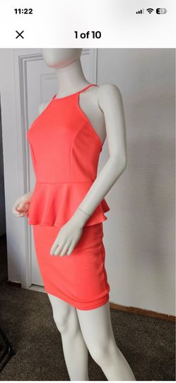 Women’s dress size medium