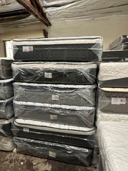 Queen Size Mattress Pillow Top New