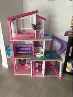 Barbie Dream House