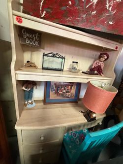 Desk w/shelf 40