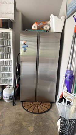 Samsung 28 Cu. Ft. Smart Stainless Steel Side-by-Side Refrigerator