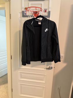 Boys Nike black hooded jacket Large