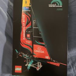 LEGO Technic Emirates Team New Zealand AC75 Yacht Building Set for Adults, Racing Boat Model for Sailboat Lovers, Build-a-Boat Gift for Fans of Creati