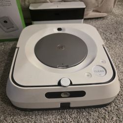 Vacuum And Brava Jet 