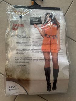 Costume