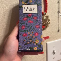 Gucci Floral Perfume