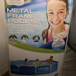 12x30 Intex Metal Swimming Pool W/Pump