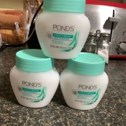 Ponds Deep Cleanse & Makeup Remover-3 Items!($17.91+Value)